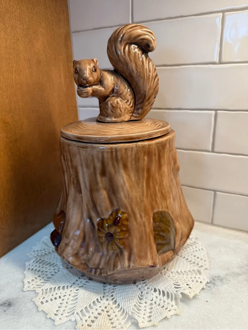 Brown Ceramic Squirrel Cookie Jar - Decorative Food Storage
